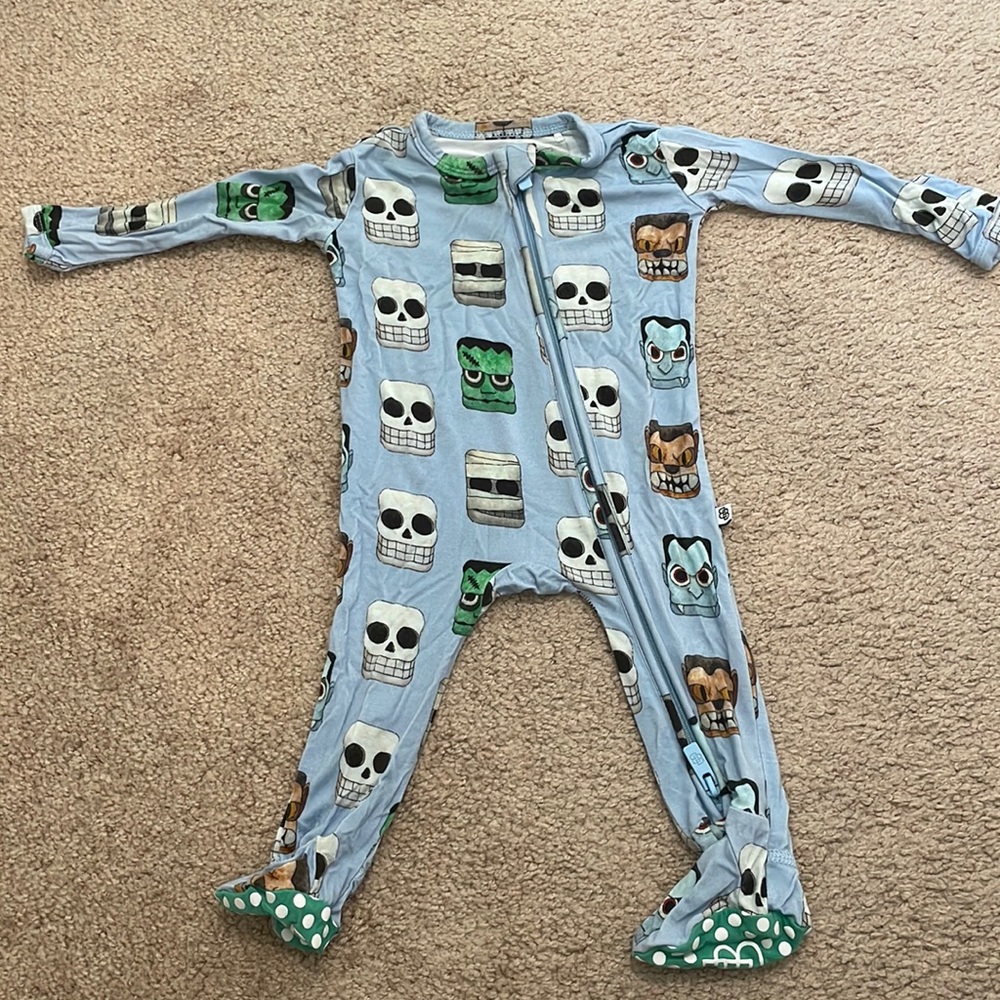 Little Bum Bums Monster Footie